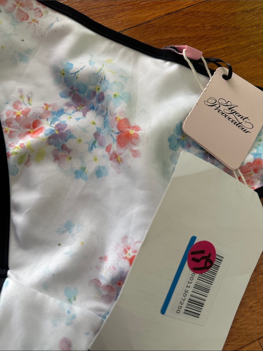 Agent provocateur Aimelyne Bikini bottom size 2, floral. BNWT - Picture 9 of 9